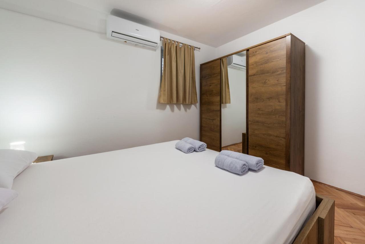 Sea Shell Apartment *