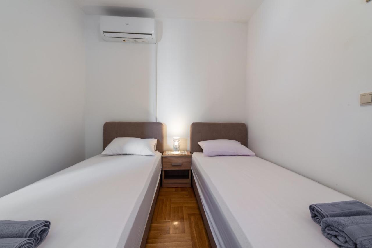 Sea Shell Apartment *